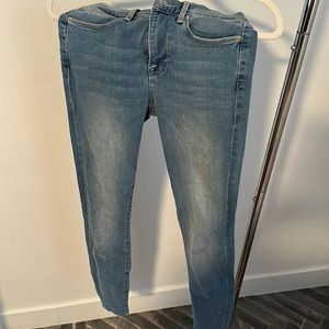 Frame denim jeans. Light wash. New.